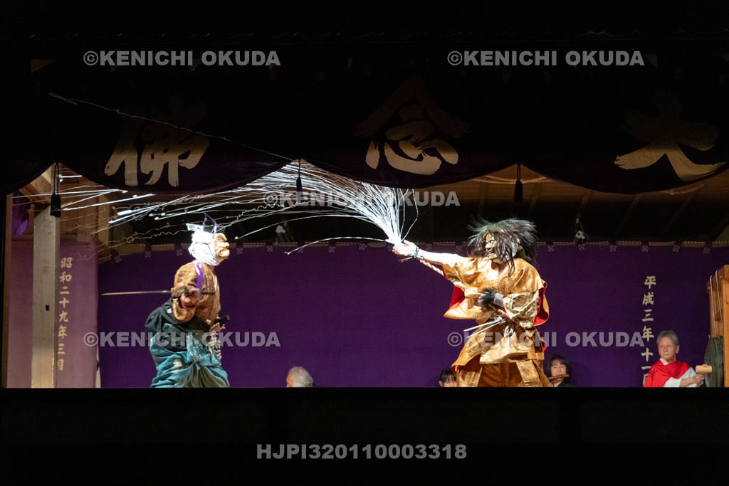 京都府　清凉寺　嵯峨大念佛狂言　お松明公演