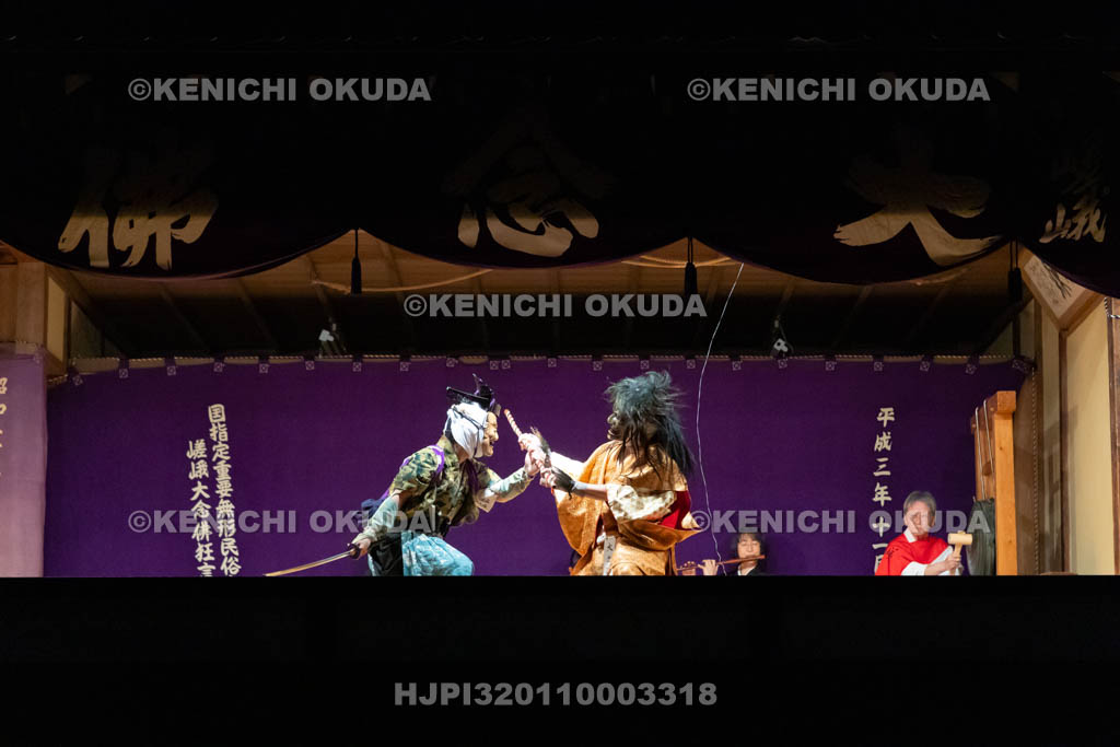 京都府　清凉寺　嵯峨大念佛狂言　お松明公演