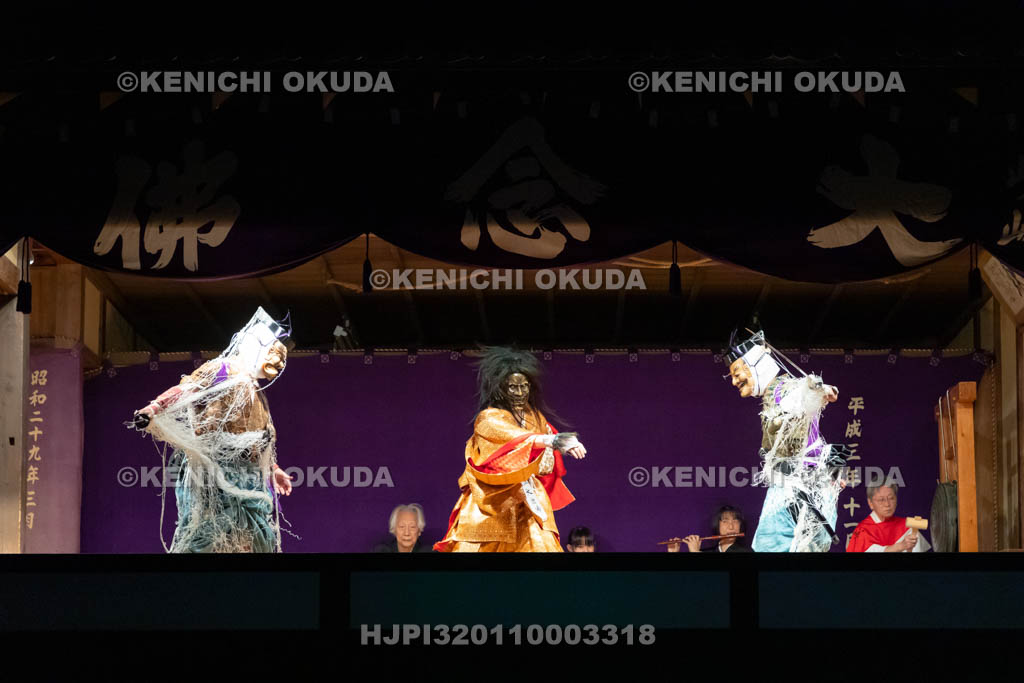 京都府　清凉寺　嵯峨大念佛狂言　お松明公演