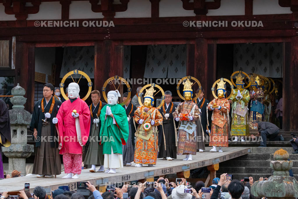 奈良県　當麻寺　練供養会式