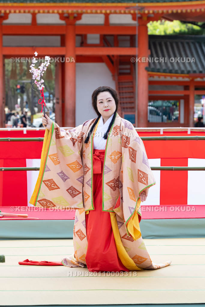 京都府　平安神宮　例祭翌日祭　神賑行事　日本舞踊奉納