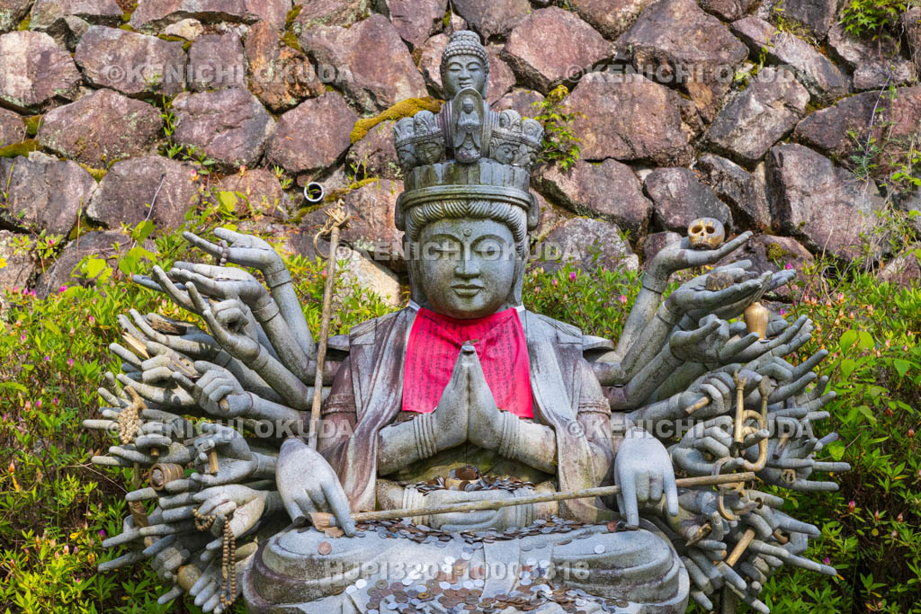 奈良県　壷阪寺（南法華寺）　千手観音像