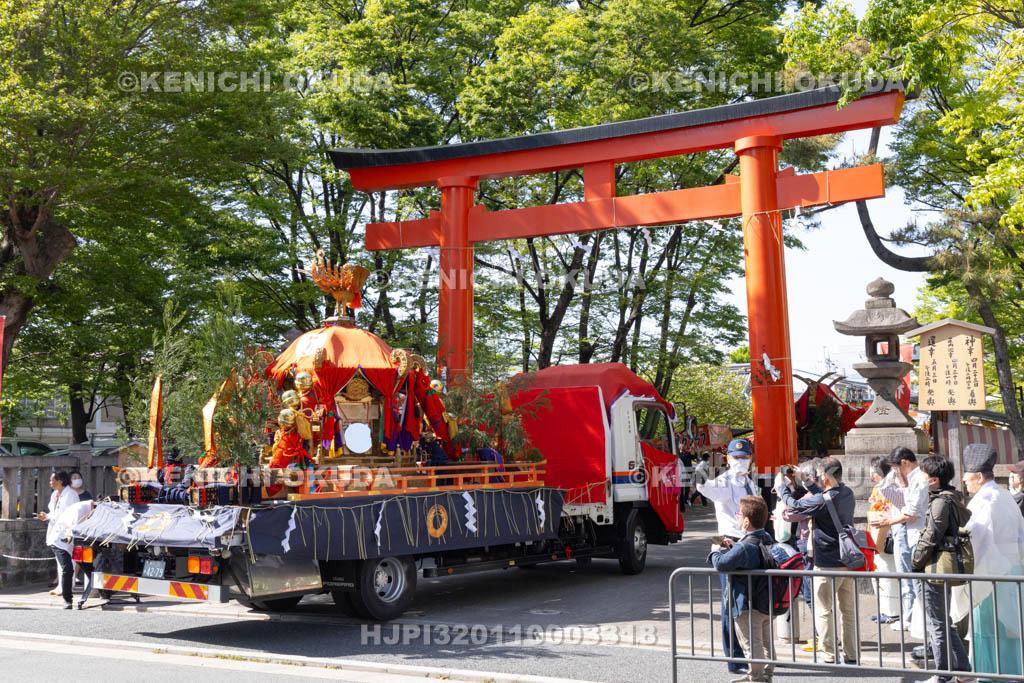 京都府　伏見稲荷大社　稲荷祭（神幸祭）　お旅所　着輿（下社）