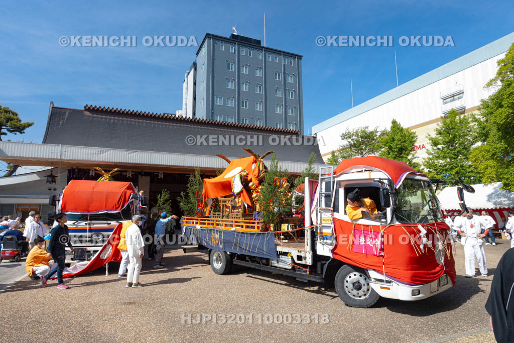 京都府　伏見稲荷大社　稲荷祭（神幸祭）　お旅所　着輿（中社）