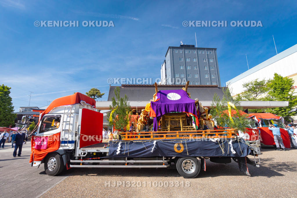 京都府　伏見稲荷大社　稲荷祭（神幸祭）　お旅所　着輿（四大神）