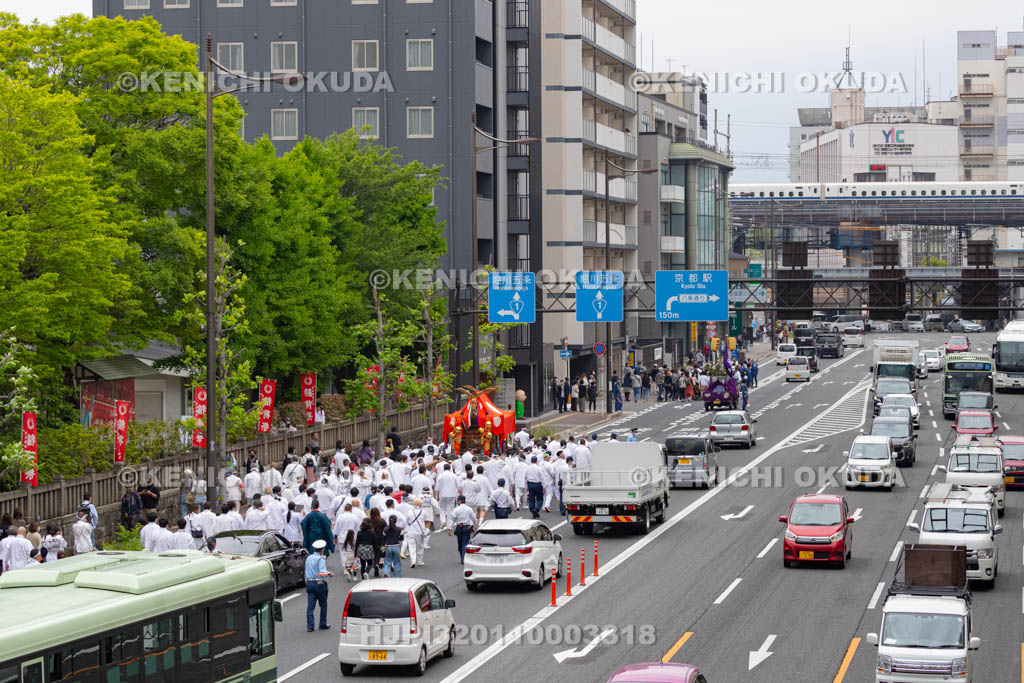 京都府　伏見稲荷大社　稲荷祭（区内巡幸）　発輿