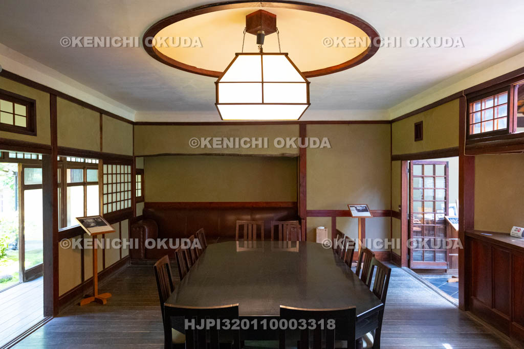 奈良県　志賀直哉旧居（高畑サロン）　一階食堂