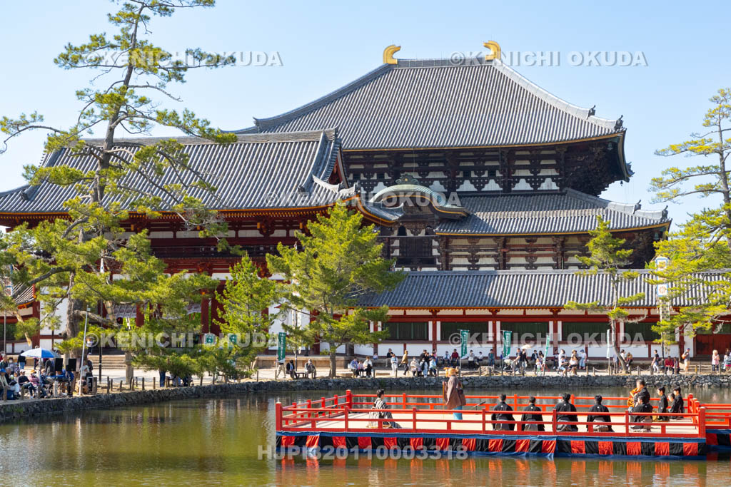 奈良県　東大寺　聖武天皇祭　慶讃能
