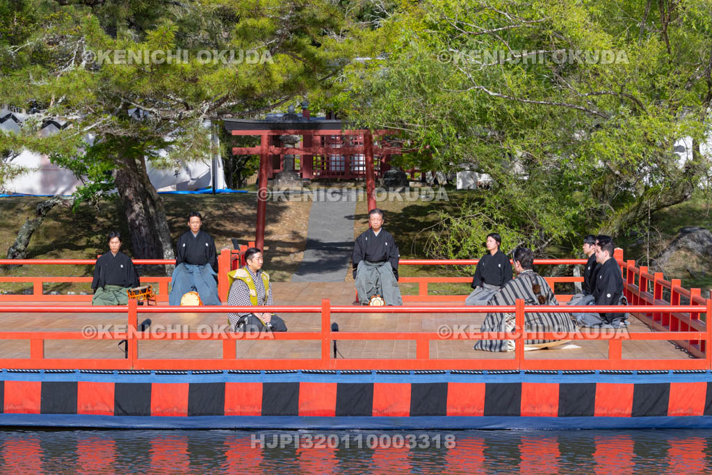 奈良県　東大寺　聖武天皇祭　慶讃能