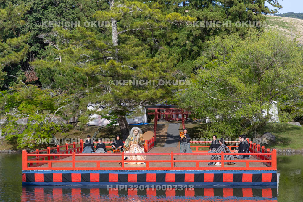 奈良県　東大寺　聖武天皇祭　慶讃能