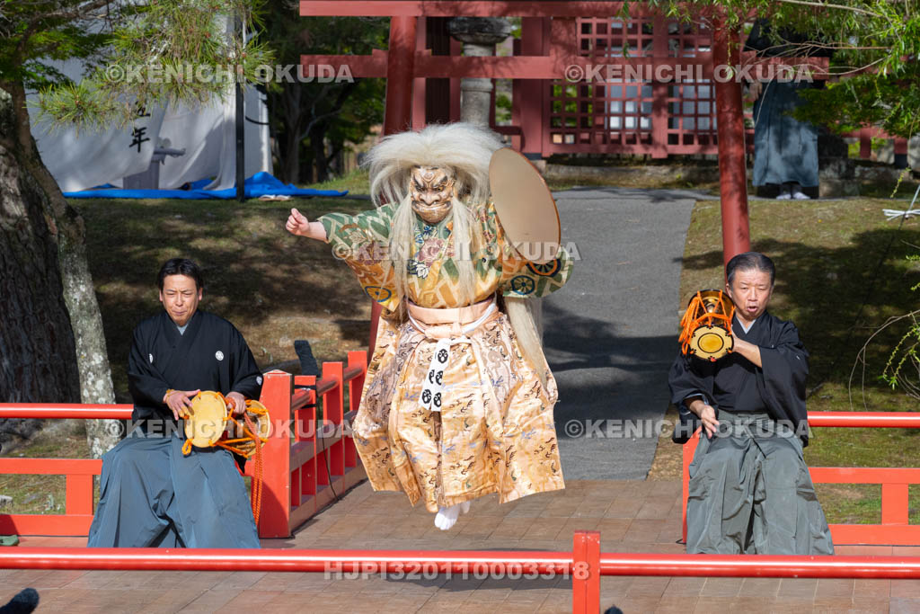 奈良県　東大寺　聖武天皇祭　慶讃能
