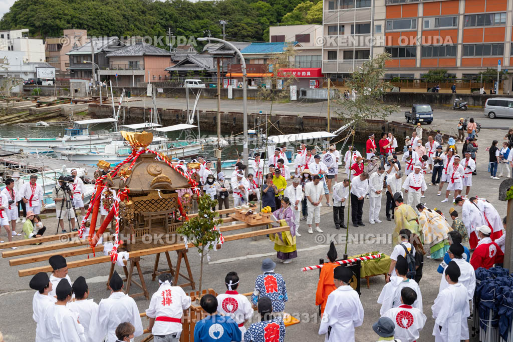 和歌山県　加太春日神社　例大祭　渡御祭（えび祭り）