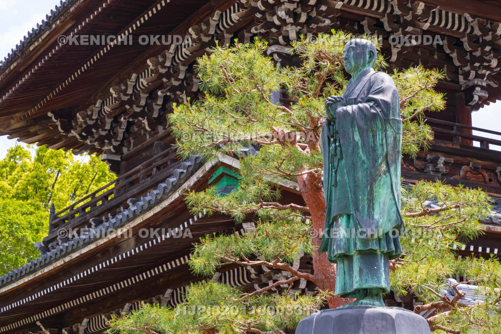 京都府　清凉寺　法然上人像