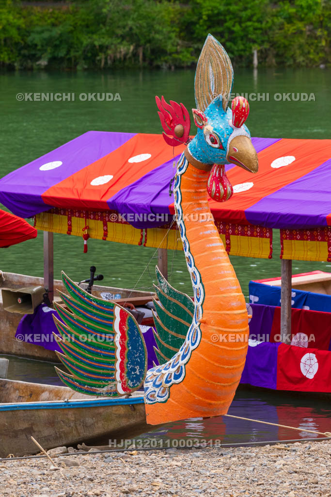 京都府　車折神社　三船祭　鷁首（げきす）船