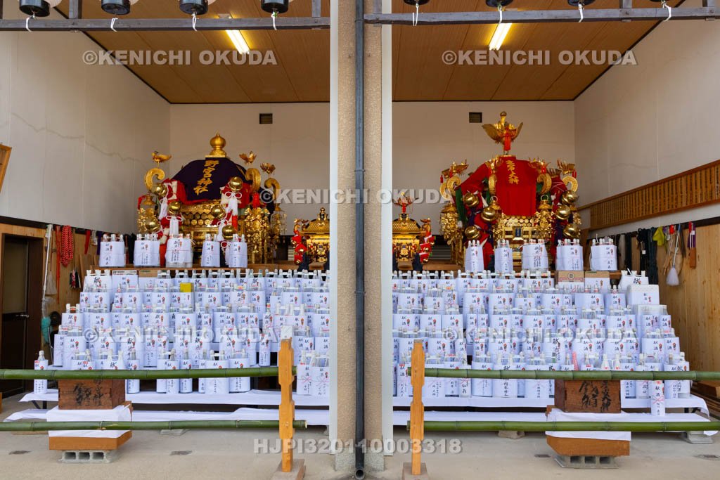 京都府　嵯峨祭　御旅所　奉安された神輿