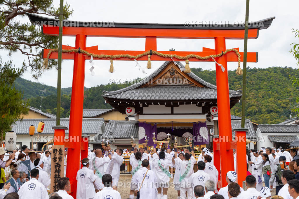 京都府　嵯峨祭還幸祭　御旅所　鳴鐶巡行