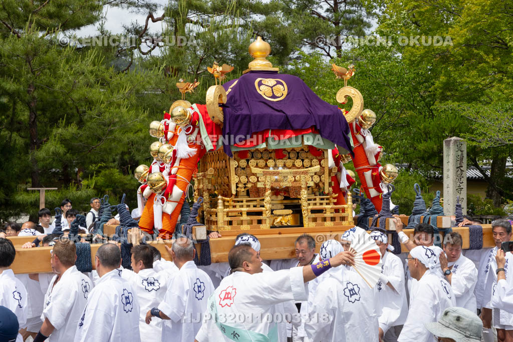 京都府　嵯峨祭還幸祭　神輿渡御