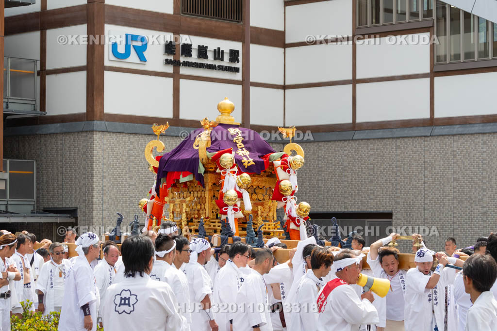京都府　嵯峨祭還幸祭　神輿渡御