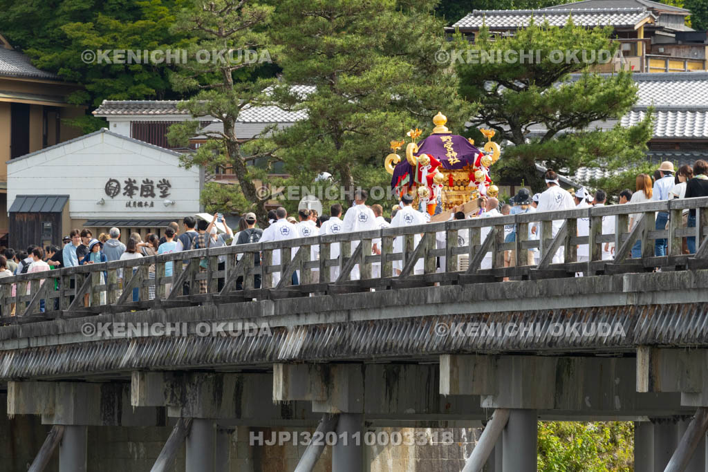 京都府　嵯峨祭還幸祭　神輿渡御