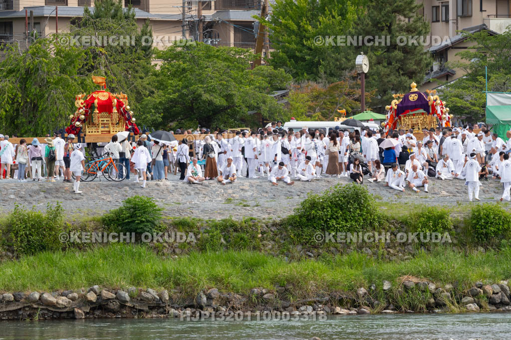 京都府　嵯峨祭還幸祭　神輿渡御