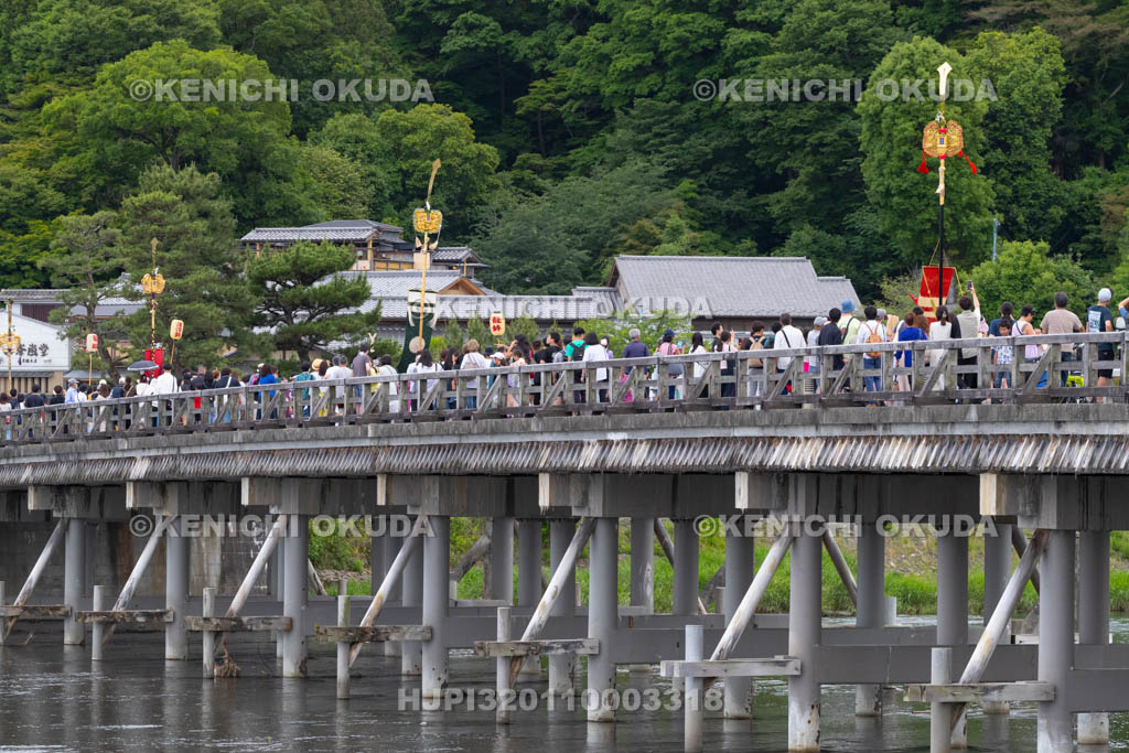 京都府　嵯峨祭還幸祭　剣鉾差し