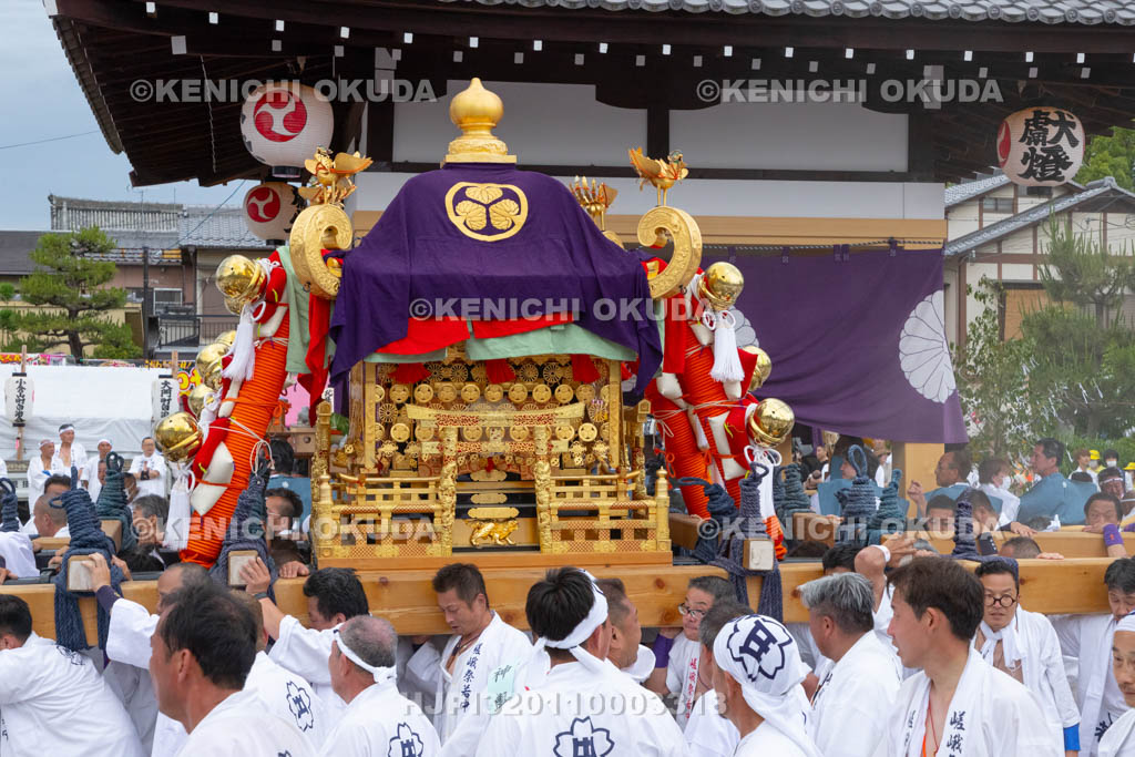 京都府　嵯峨祭還幸祭　神輿渡御　御旅所着輿