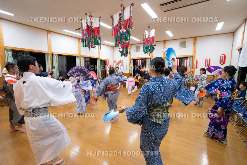 奈良県　十津川の盆踊（小原）　曲目「串本節」