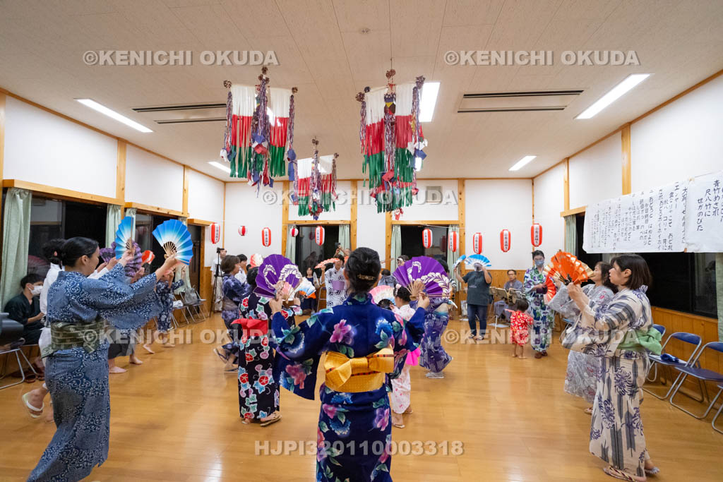 奈良県　十津川の盆踊（小原）　曲目「つばくら口説き」