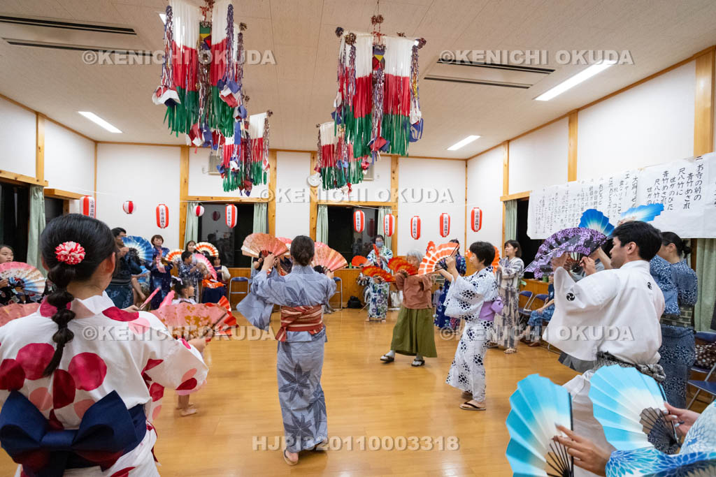 奈良県　十津川の盆踊（小原）　曲目「有田節」