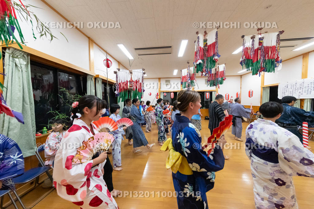 奈良県　十津川の盆踊（小原）　曲目「大踊り」
