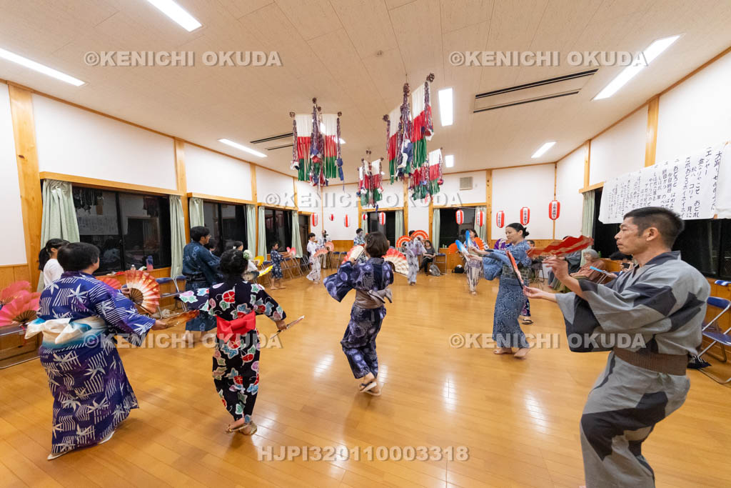 奈良県　十津川の盆踊（小原）　曲目「関の五本松」