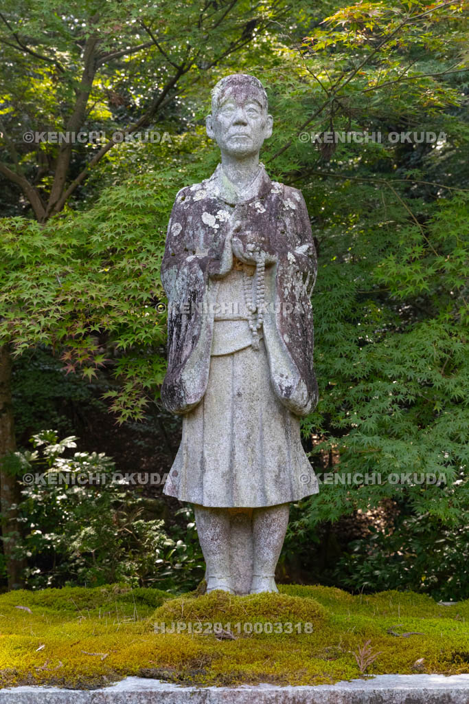 京都府　酬恩庵一休寺　一休禅師像