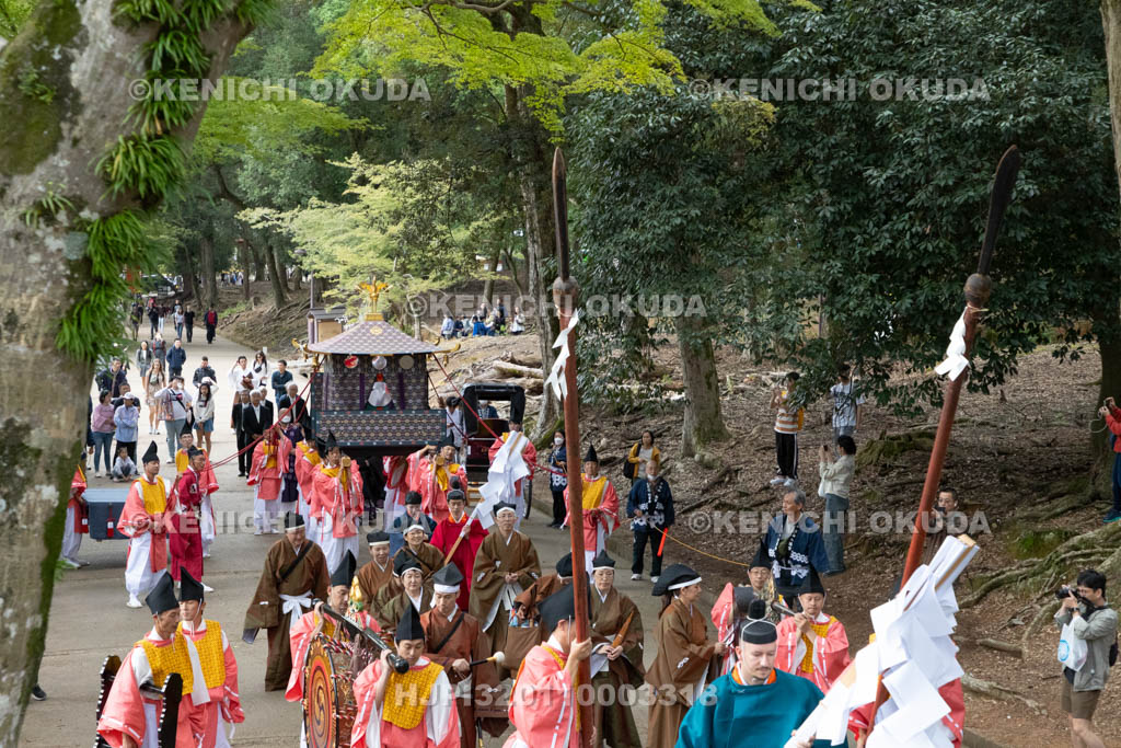 奈良県　手向山八幡宮　転害会　還幸（神輿還御）