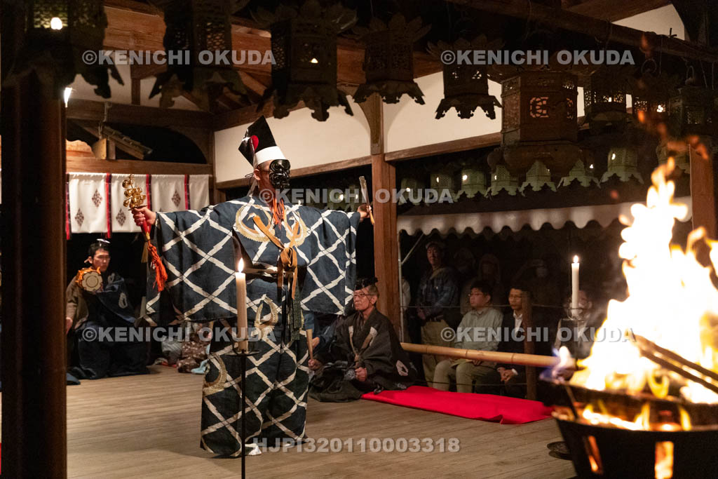 奈良県　奈良豆比古神社　翁舞　三番叟舞