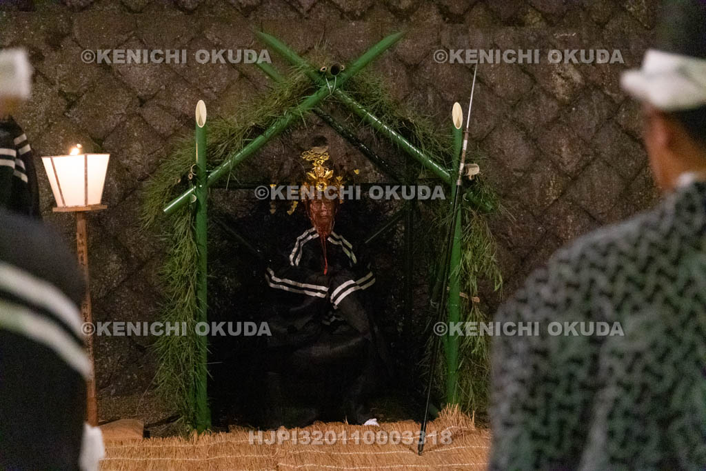 奈良県　八柱神社　題目立　弁才天