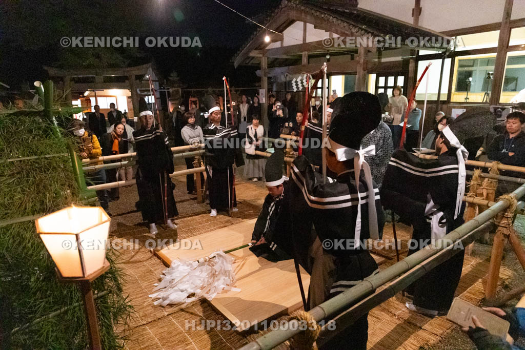 奈良県　八柱神社　題目立