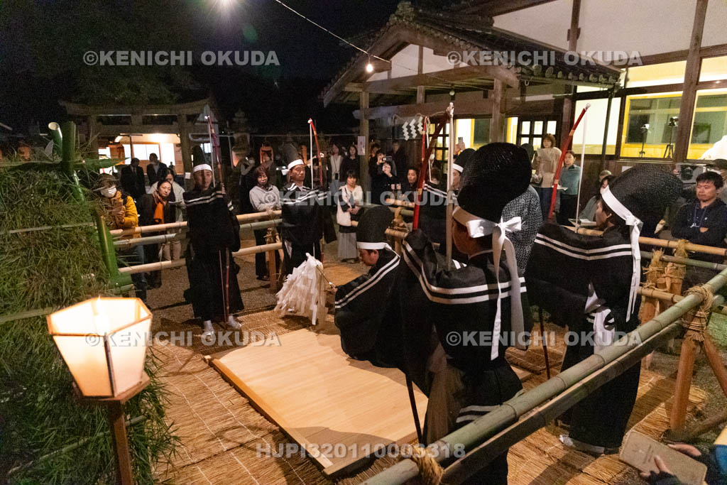 奈良県　八柱神社　題目立