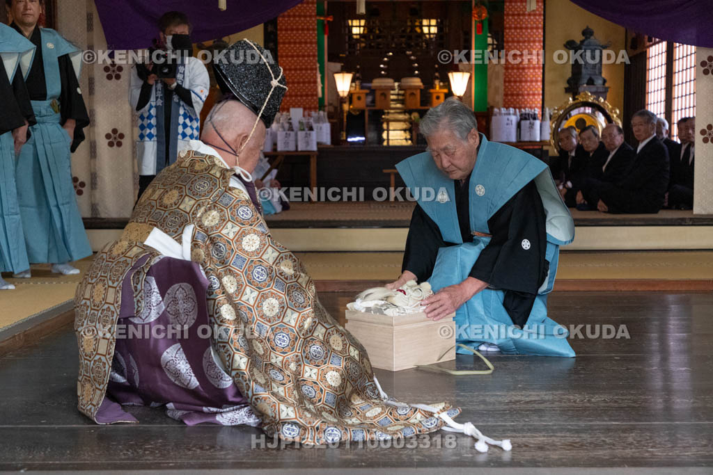 兵庫県　曽根天満宮　秋季例大祭（本宮）　お面掛け神事