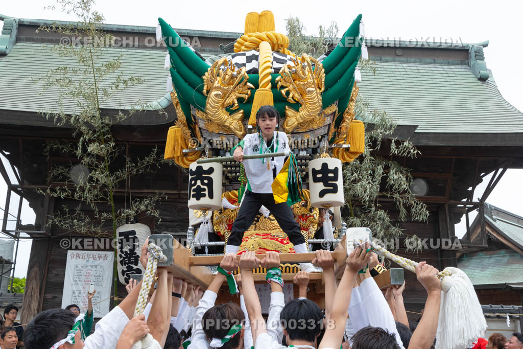 兵庫県　曽根天満宮　秋季例大祭（本宮）　子供屋台宮入（南之町）