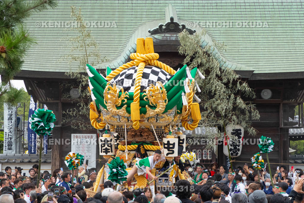兵庫県　曽根天満宮　秋季例大祭（本宮）　布団屋台宮入（南之町）