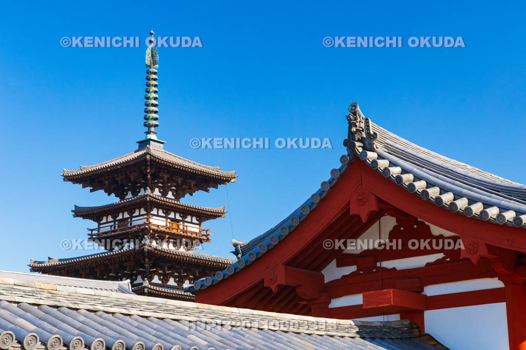 奈良県　薬師寺　東塔（国宝）