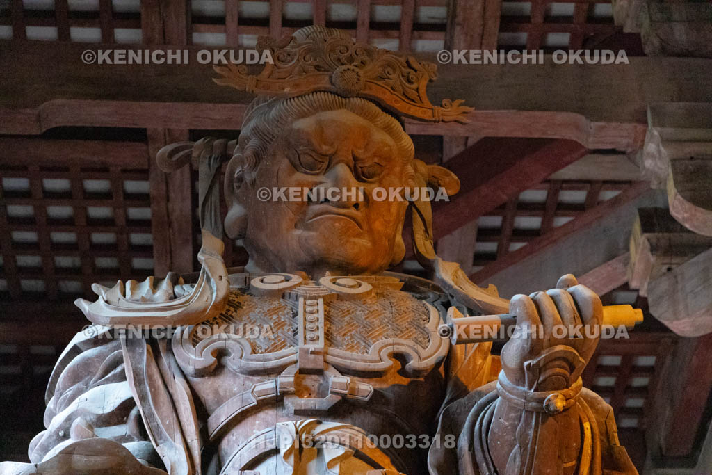 奈良県　東大寺　広目天立像