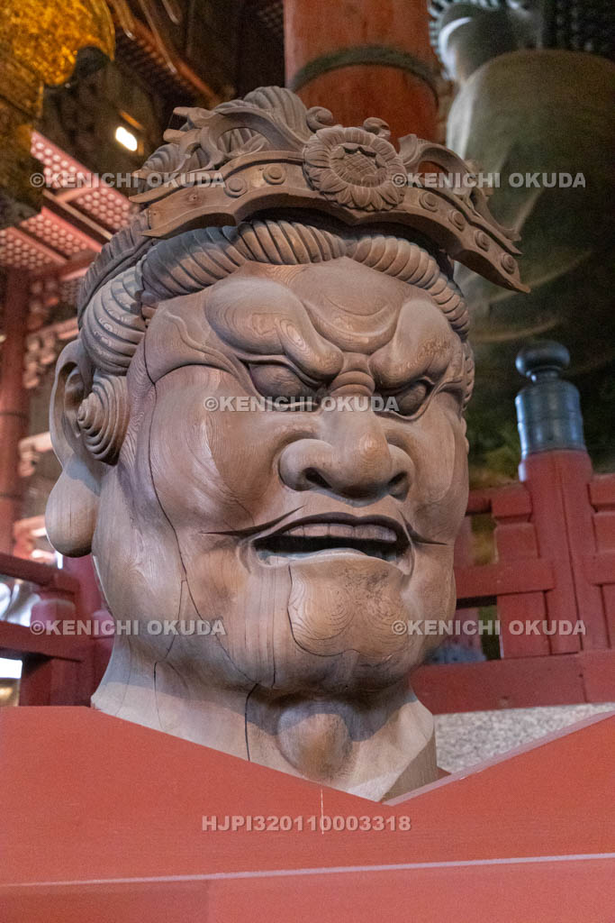 奈良県　東大寺　持国天像頭部