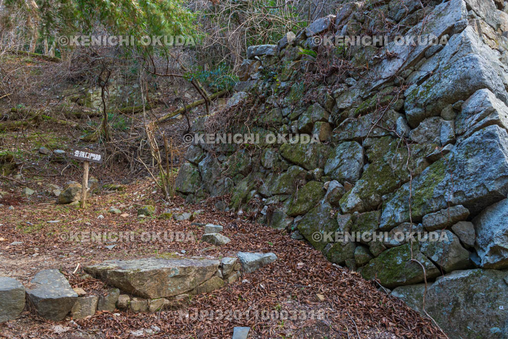 奈良県　高取城　壺阪口門跡