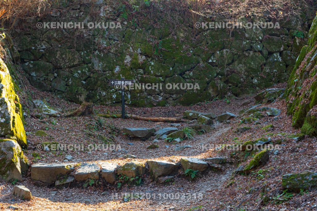 奈良県　高取城　十三間多門跡