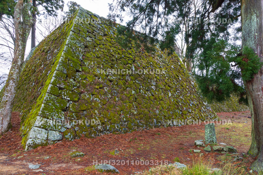 奈良県　高取城　天守跡