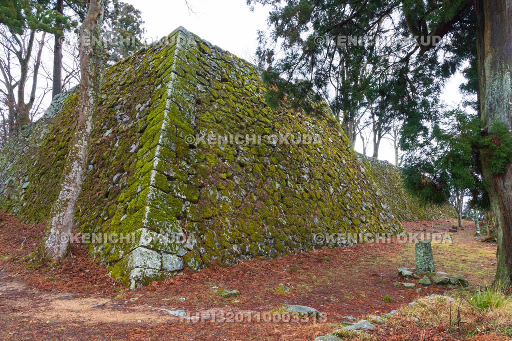 奈良県　高取城　天守跡