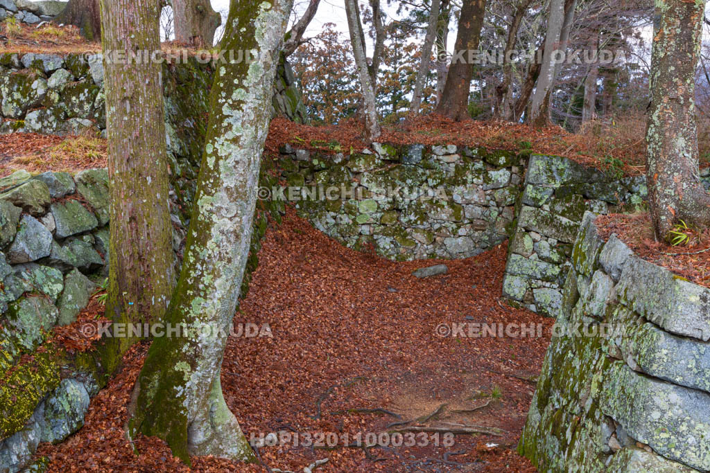 奈良県　高取城　本丸虎口