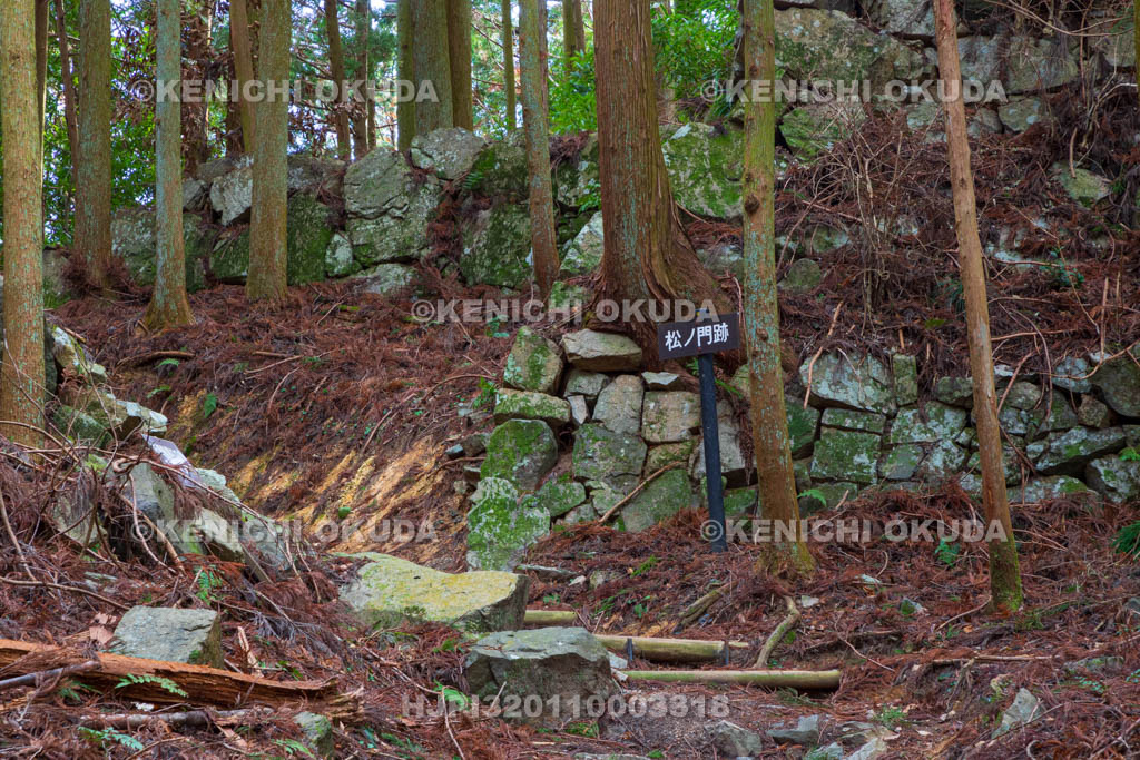 奈良県　高取城　松ノ門跡