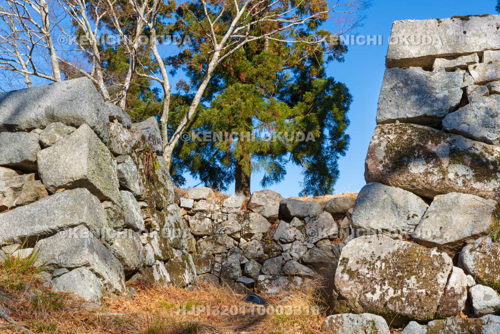 奈良県　高取城　天守台の穴蔵